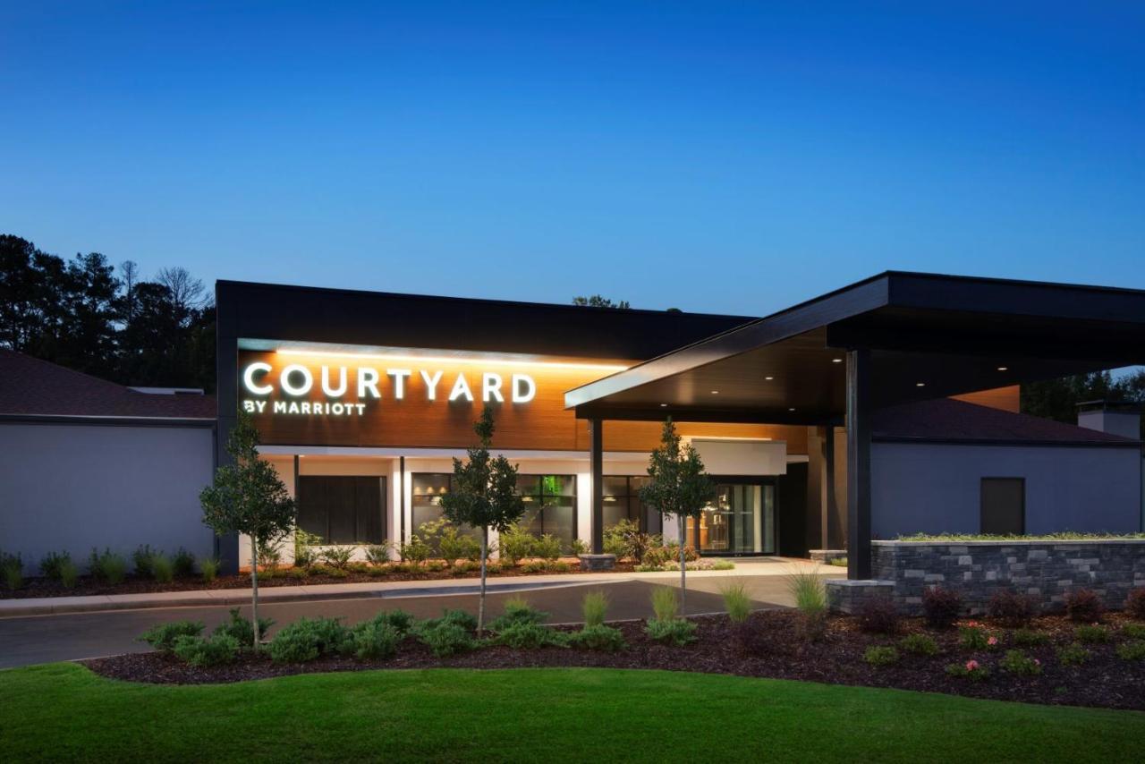 Courtyard By Marriott Birmingham Hotel 3*